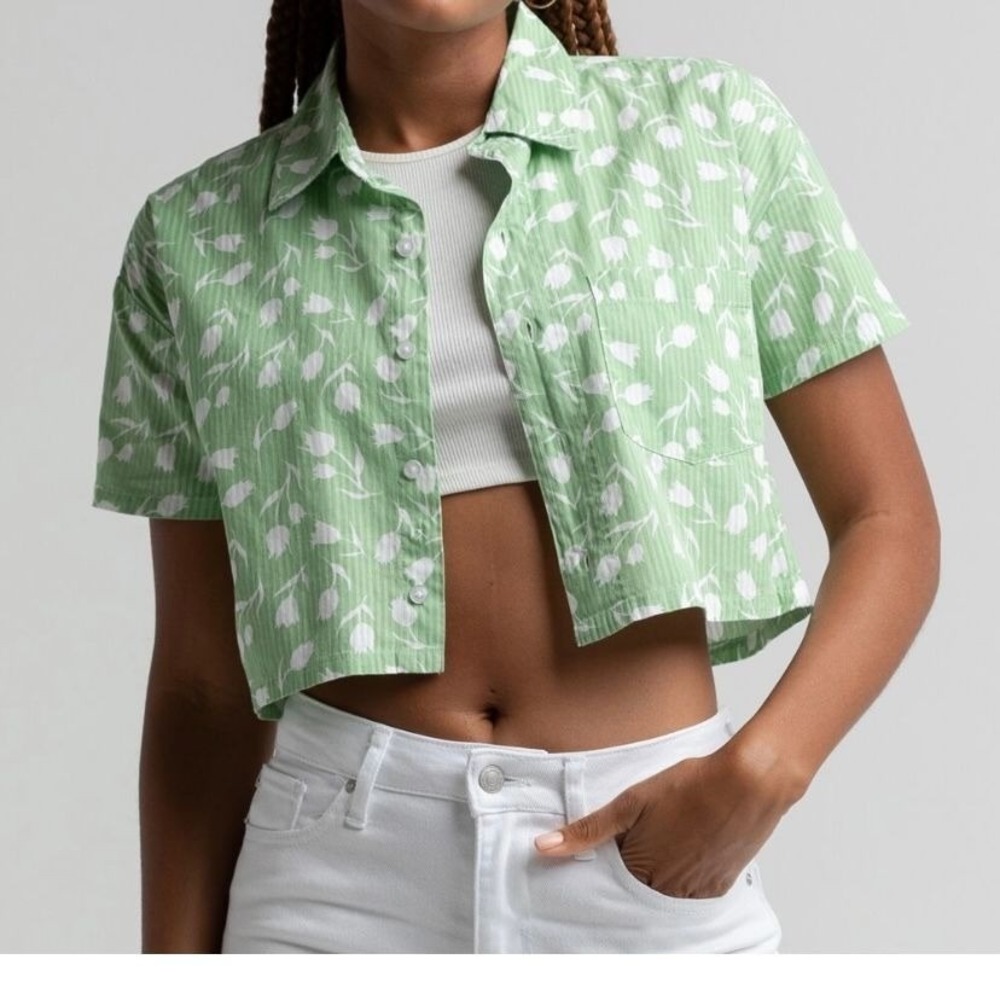 RSQ Womens Floral Crop Camp Shirt in Green NWT XXS